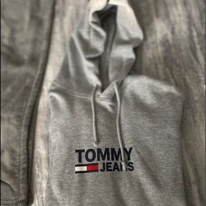 TOMMY HOODIE